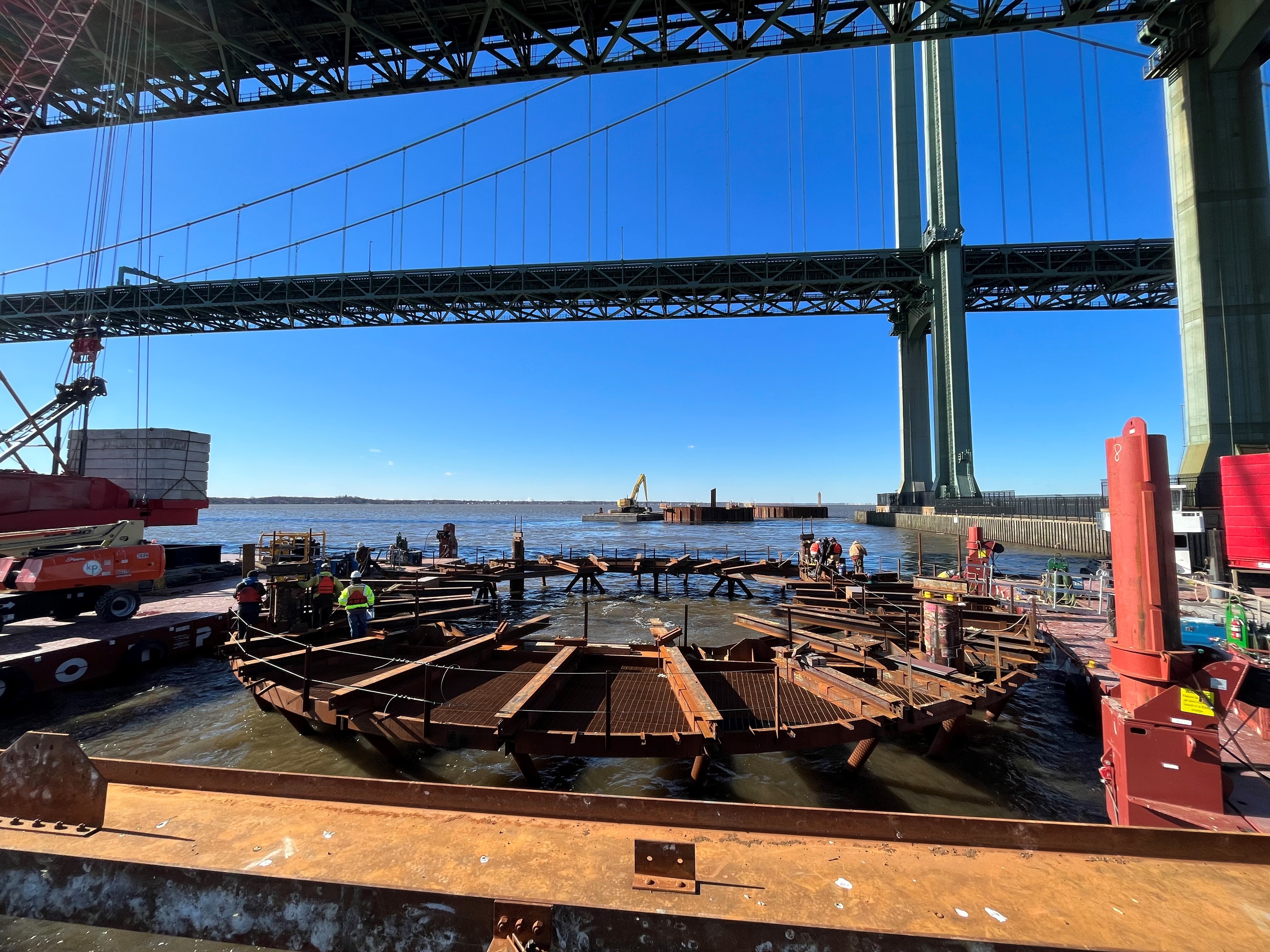 DMB Ship Collision - super cell with workers